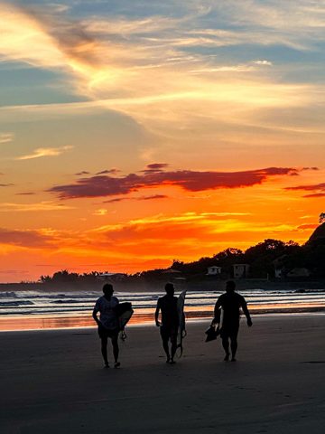 Punta Mango: El paraíso del surf en El Salvador